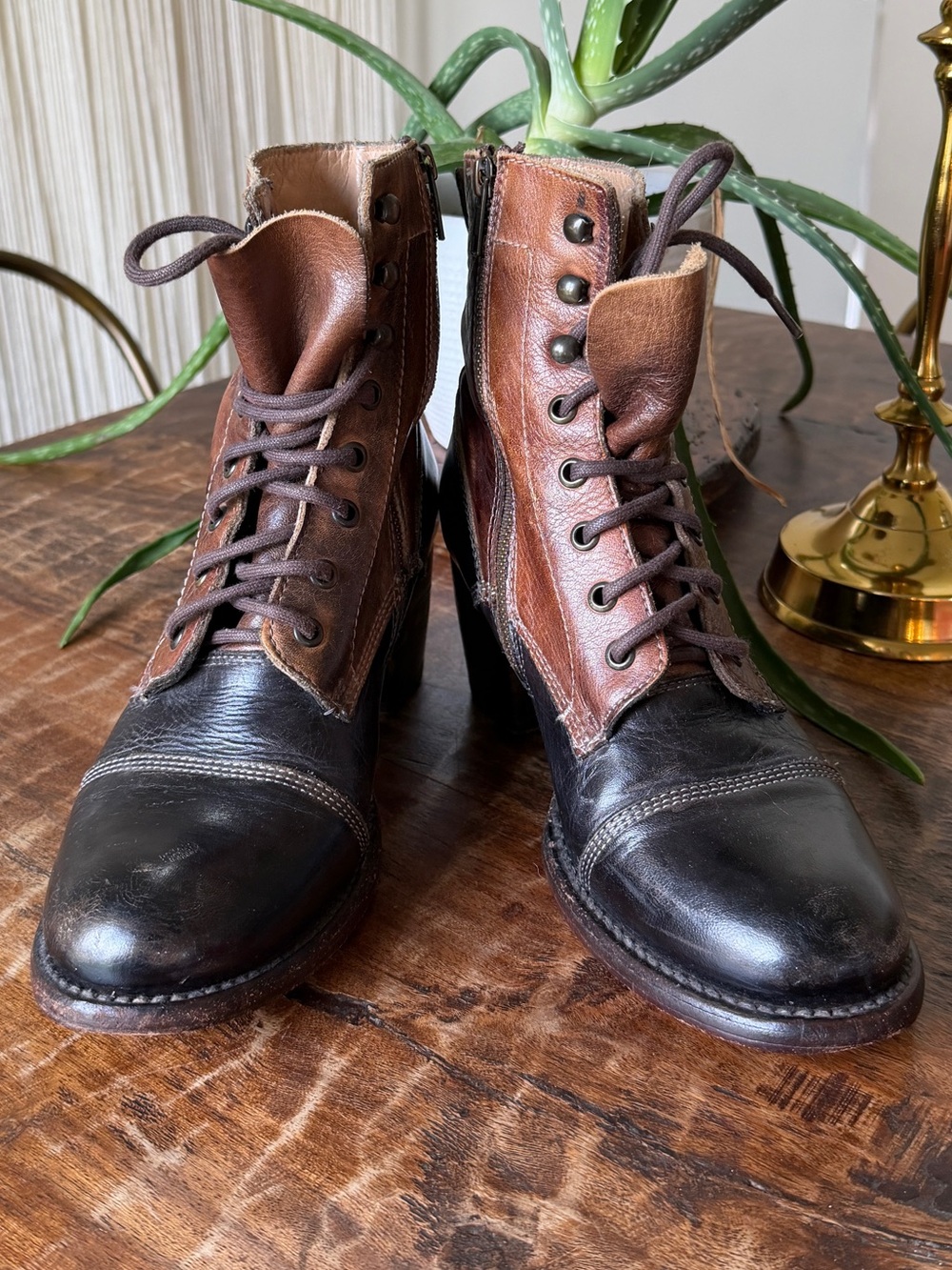 Bed Stu Judgement Two-Tone Brown/Black Leather Lace-Up Heeled Boots 9 - Picture 10 of 15